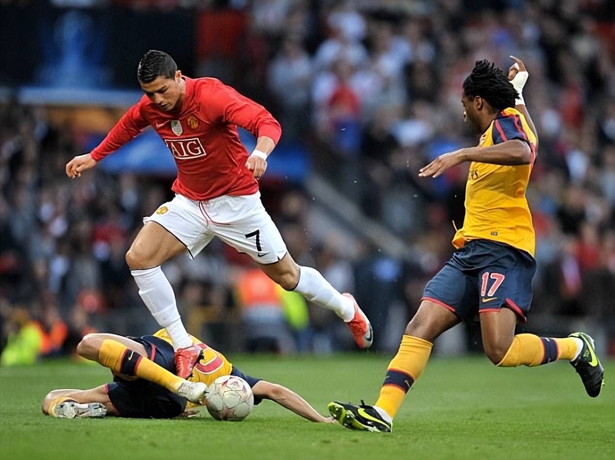 Rookie焦点对战，C罗与70激战IG分钟，持续失利胜负难料！