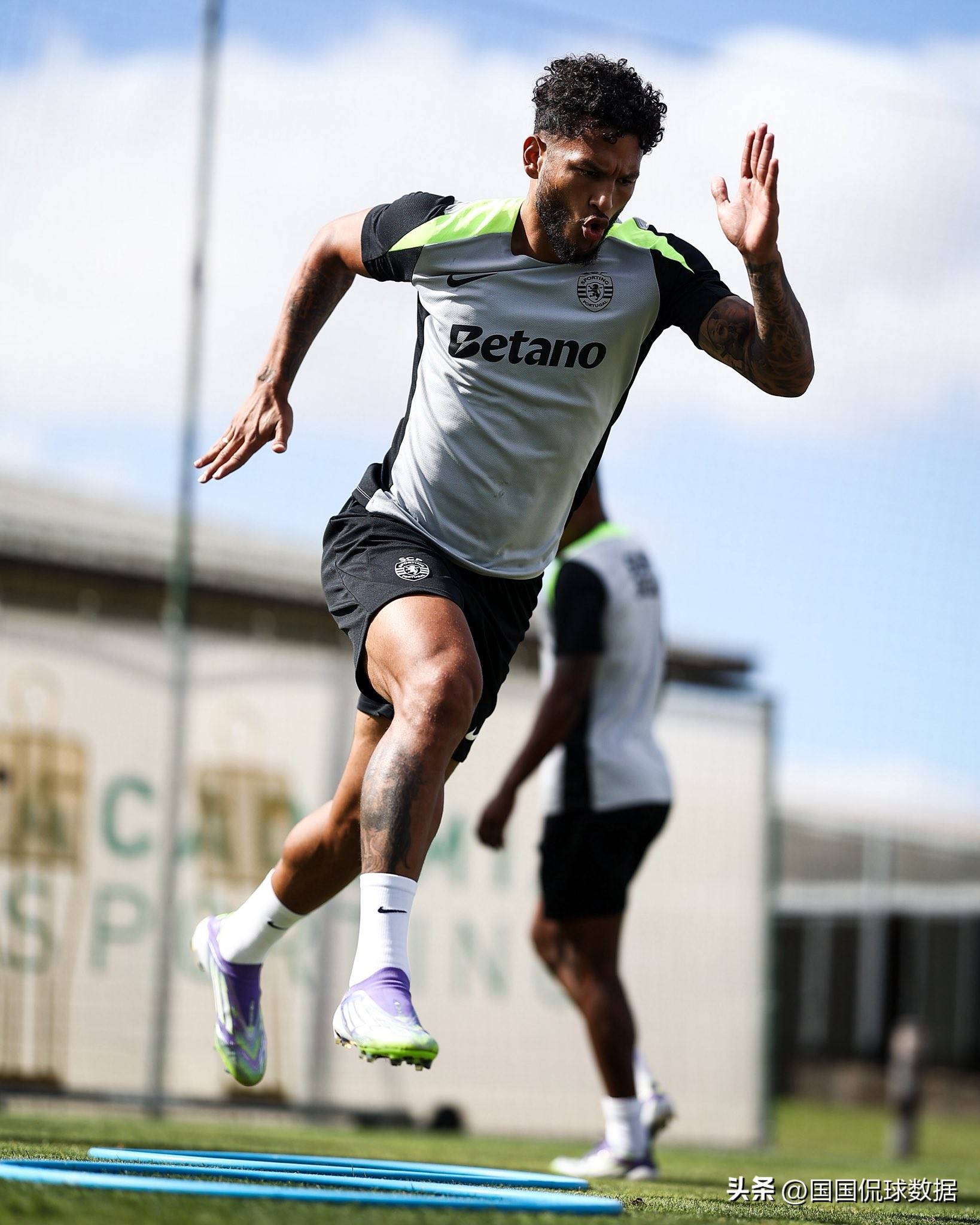 波尔图迎NBA总决赛关键赛，今晨远射贴柱，话题不断，更衣室氛围转暖的简单介绍